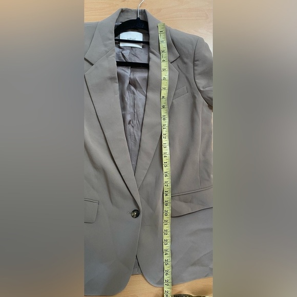 Aritzia Wilfred New Generation Blazer - Picture 5 of 8